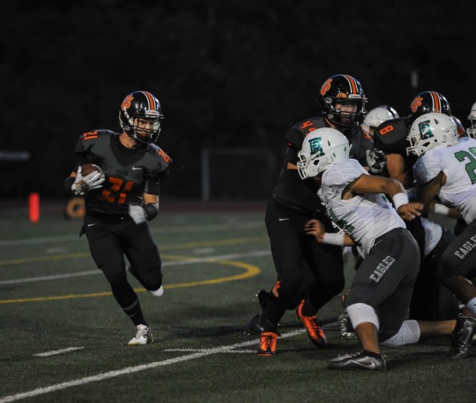 south-pasadena-news-09-29-17-Tigers-Lose-To-Eagles-at-Home-35-13