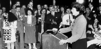 PHOTO: Henk Friezer | The South Pasadenan | Senator Dianne Feinstein on a local visit when she met with Northeast area leaders.