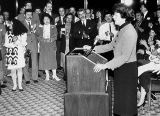 Senator Dianne Feinstein | The Passing of a National Figure PHOTO: Henk Friezer | The South Pasadenan | Senator Dianne Feinstein on a local visit when she met with Northeast area leaders.