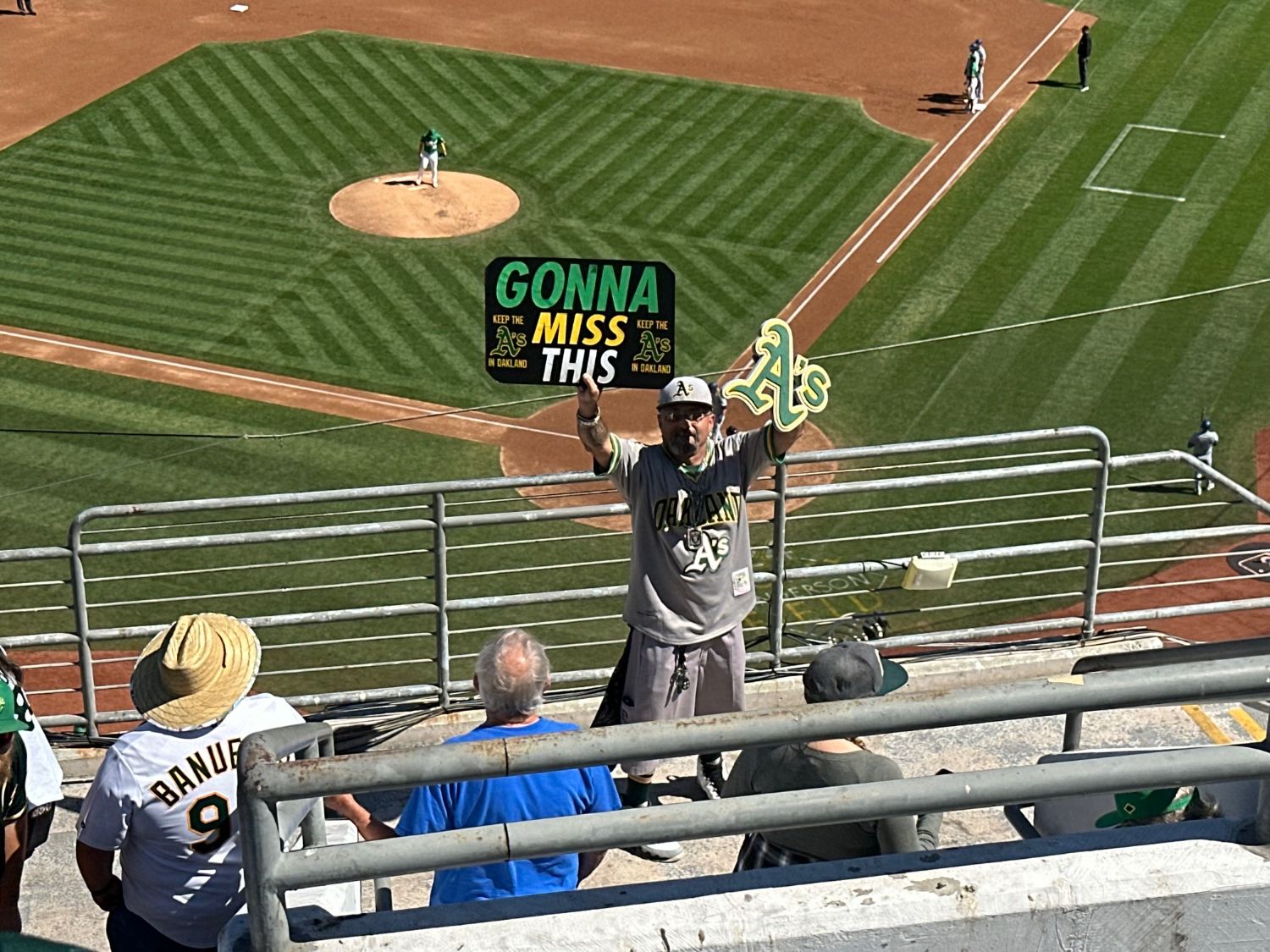 PHOTO: Bill Glazier | The South Pasadenan | The A’s played their final game in Oakland last Thursday and among those on hand for the sellout was South Pasadenan staff member Bill Glazier, who grew up in the city attending many games over the years. On Sunday, the team ended the season in Seattle.