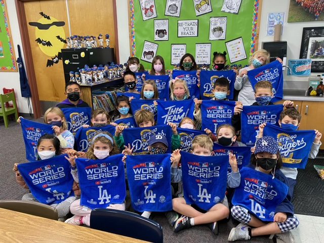 south-pasadena-news-10-14-2021-holly-langs-second-grade-class-dodgers
