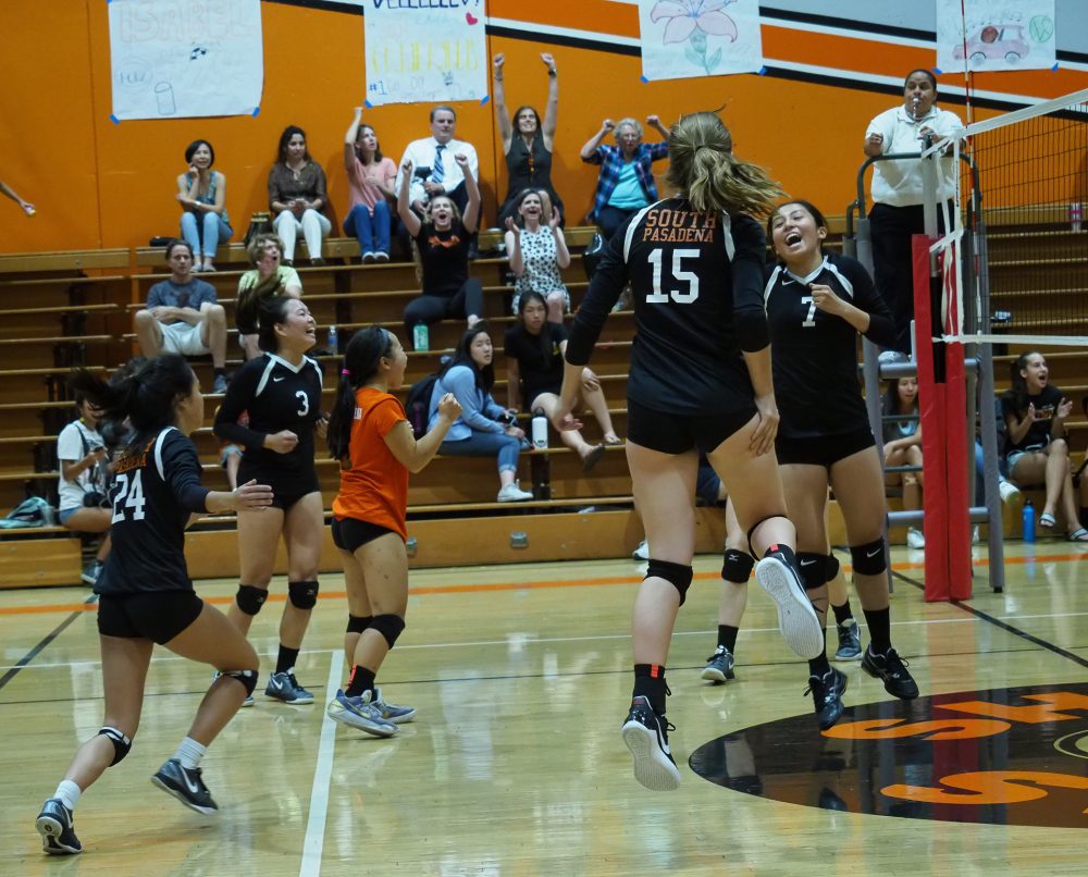 south-pasadena-news-10-18-17-SPHS-Varsity-Volleyball-Defeats-Temple-City-in-Four-Sets-05 | The South Pasadenan | South Pasadena News