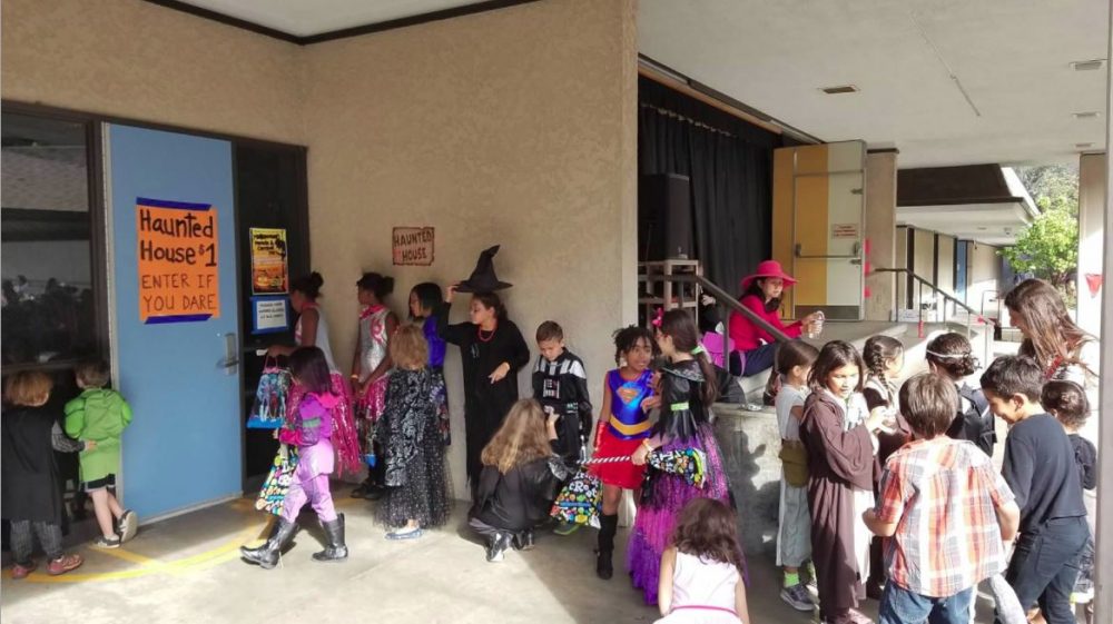 south-pasadena-news-10-25-17-pack-139s-halloween-carnival-at-mhs-05 | The South Pasadenan | South Pasadena News