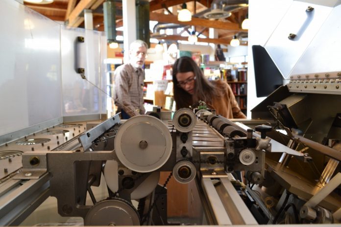 south-pasadena-news-10-25-17-what-is-an-espresso-book-machine-4