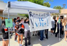 PHOTO: provided by South Pasadena High School | The South Pasadenan | A group of SPHS AP Government and Civics students register eligible students to vote during the voter registration drive on the Tiger Patio.