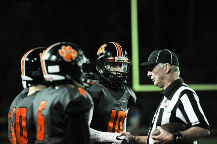 south-pasadena-news-11-04-17-san-marino-hands-tigers-03