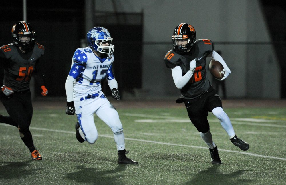 south-pasadena-news-11-04-17-san-marino-hands-tigers-04 | The South Pasadenan | South Pasadena News