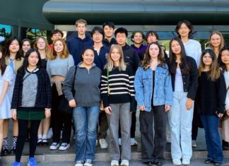 PHOTO: Shelee Luna | South Pasadenan News | SPHS French students and their teacher Erin Kanner pause outside of the Director’s Guild of America during a field trip.
