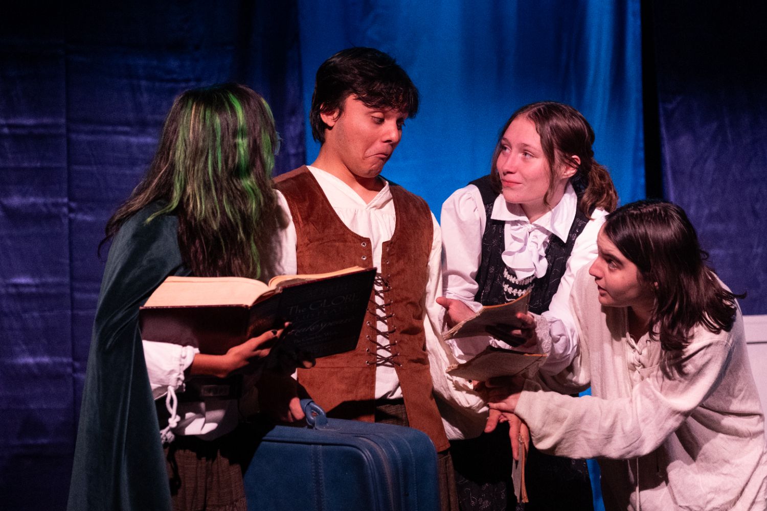 PHOTO: Emiko Esmiller | South Pasadenan News | The cast of Midsummer Night's Dream at South Pasadena High School.