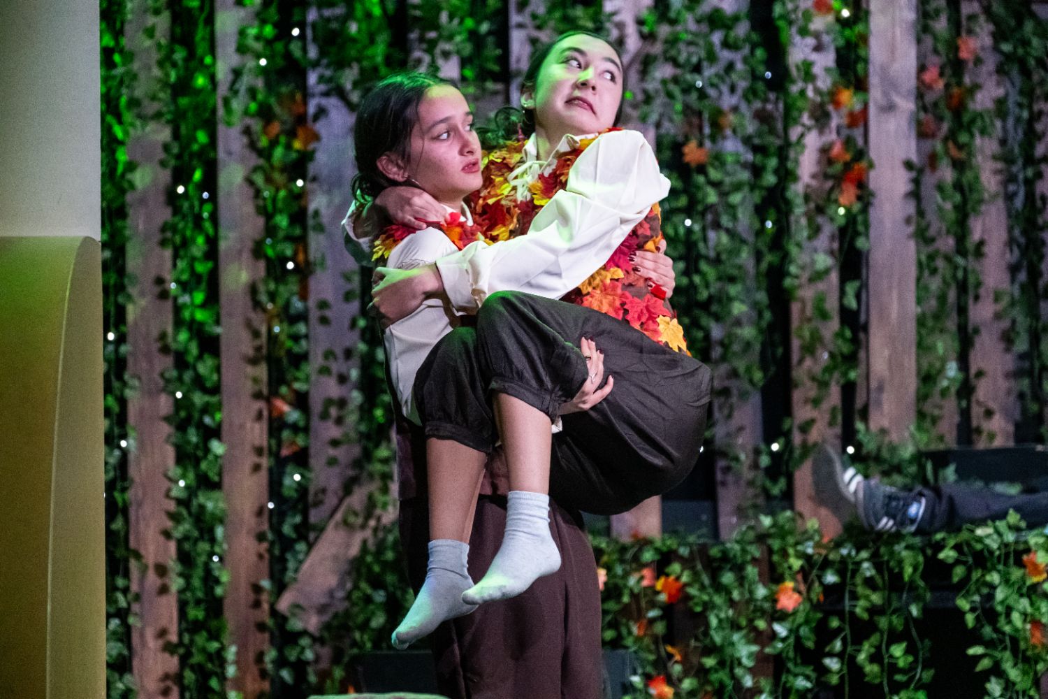 PHOTO: Emiko Esmiller | South Pasadenan News | Mina Mannal and June Berthelemy in Midsummer Night's Dream at South Pasadena High School.