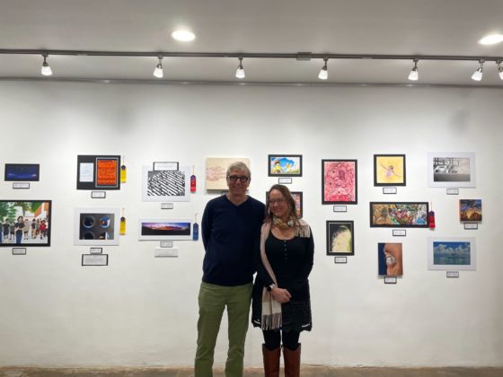 PHOTO: Sorrel Barnard | The South Pasadenan | Visual Arts judge, Richard Blue Trimarchi with PTSA Reflections Chair, Jenny Bright at the Reflections Exhibit held at SPARC Gallery.