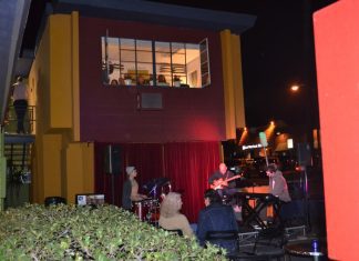 Oxley Building Neighbors Hold Happy Hour Shebang