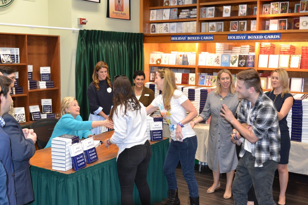 south-pasadena-news-12-01-17-south-pasadenans-meet-hillary-clinton-8 | The South Pasadenan | South Pasadena News