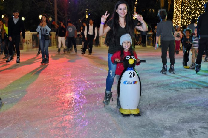 south-pasadena-news-12-09-19-ice-skating-los-angeles (1)