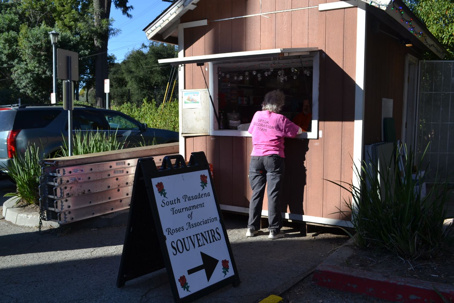 PHOTO: Alisa Hayashida | The South Pasadenan | Come check out the pins and souvenirs on site behind the War Memorial Building. All proceeds support the South Pasadena Rose Parade Float, Boogie Fever, for the 2024 Rose Parade that will be held January 1, 2024.