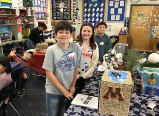 Arroyo Vista Fifth Grade State Projects Dazzle Parents and Guests PHOTO: provided by South Pasadena Unified School District | The South Pasadenan | Arroyo Vista fifth graders from Lisa Clark’s class enthusiastically share their state projects.