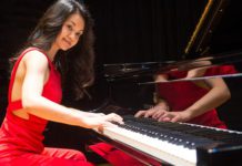 The Yuko Mabuchi Trio Performs at 61st Annual LA County Holiday Celebration