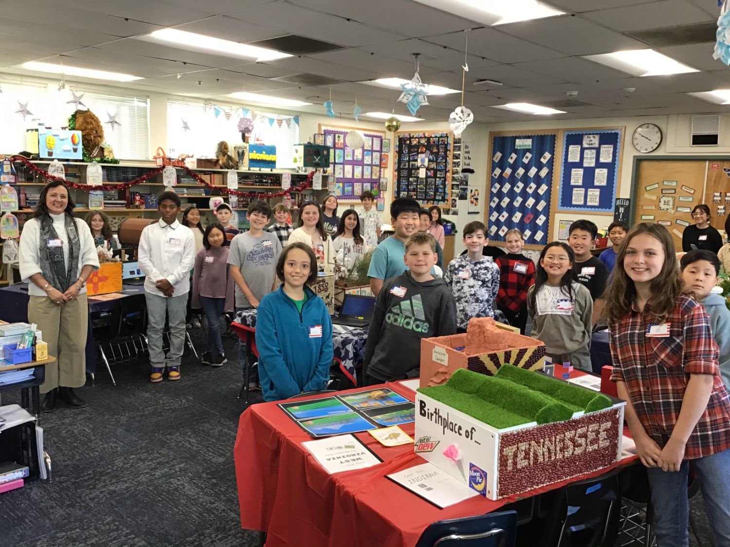 | The South Pasadenan | South Pasadena News PHOTO: provided by South Pasadena Unified School District | The South Pasadenan | Arroyo Vista fifth graders enthusiastically share their state projects.