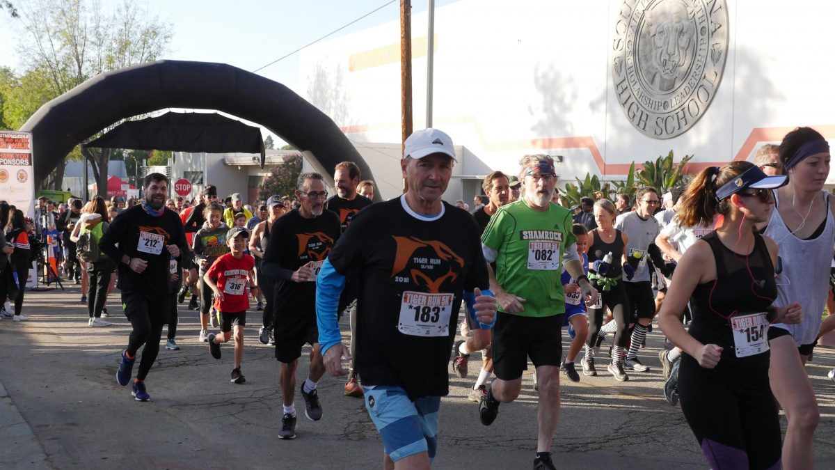 south-pasadena-news-12-2-2018-tiger-run-2k18-the-south-pasadena-tradition-comes-pf-age-01 | The South Pasadenan | South Pasadena News