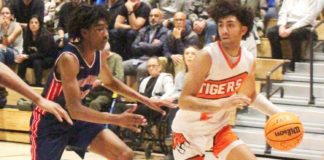 PHOTO: Henk Friezer | The South Pasadenan | SPHS Boys Basketball plays at the So Cal Christmas Classic.