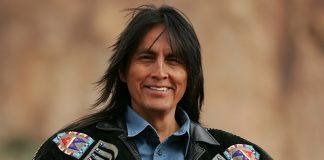 World Renowned Navajo Artist, Ray Tracey, at Santa Fe Crafts