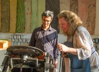 Summer Arts Crawl Brings Out South Pasadena Night Life