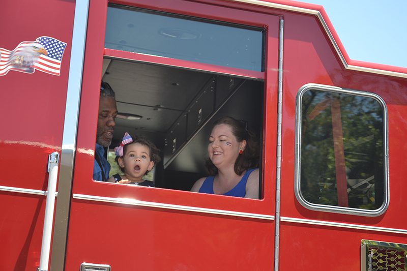 south-pasadenan-southpasadena-news-7-4-2017-festival-of-balloons-draws-thousands-to-independence-day-festivities-A-05 | The South Pasadenan | South Pasadena News