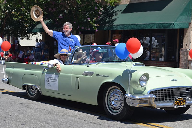 south-pasadenan-southpasadena-news-7-4-2017-festival-of-balloons-draws-thousands-to-independence-day-festivities-A-13 | The South Pasadenan | South Pasadena News