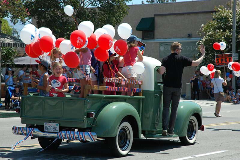 south-pasadenan-southpasadena-news-7-4-2017-festival-of-balloons-draws-thousands-to-independence-day-festivities-A-16 | The South Pasadenan | South Pasadena News
