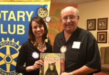 Eleanore Vogelsong from the Close Up Foundation Speaks at the South Pasadena Rotary Club