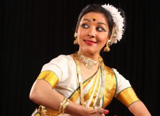 Mohiniyattam: Dance of the Divine Enchantress | Norton Simon Museum